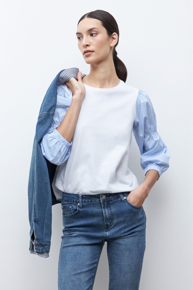 Remera mangas rayadas blanco