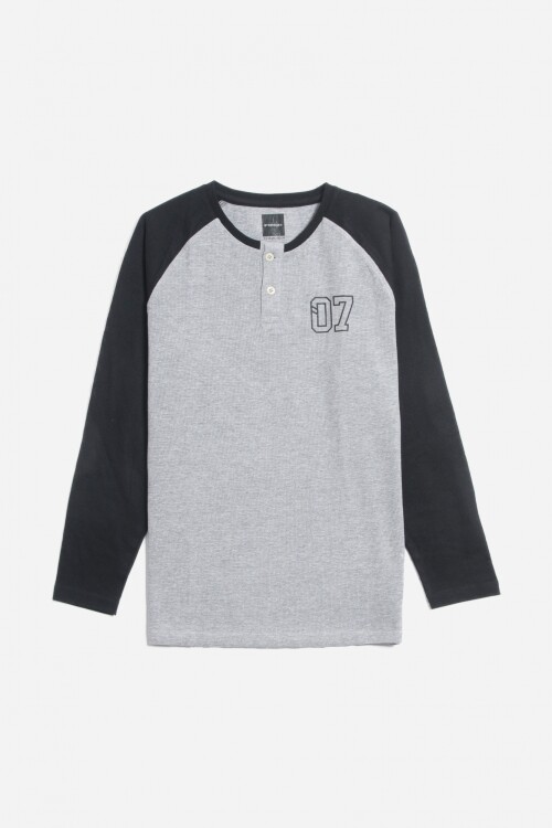 Remera m/l manga ranglán GRIS