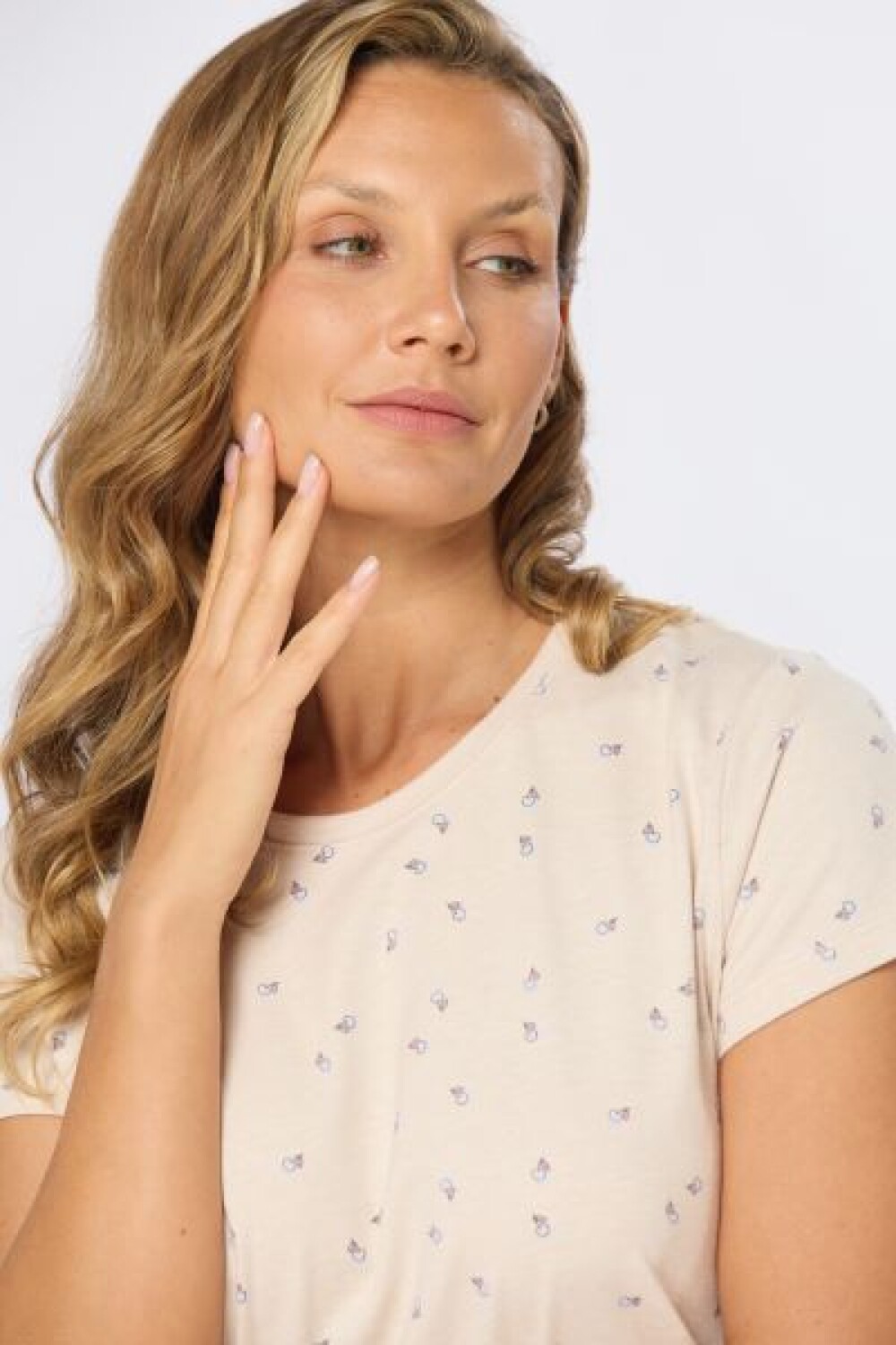 REMERA ESTAMPADA Beige