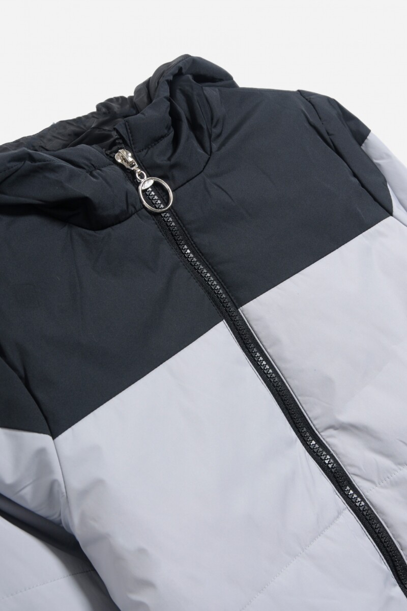 Campera capitoneada con capucha GRIS