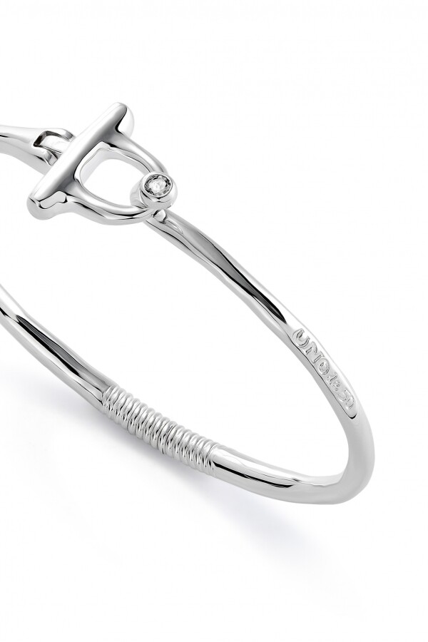 PULSERA CON CIERRE FRONTAL BAÑADA EN PLATA DE LEY CON TOPACIO BLANCO Pulsera