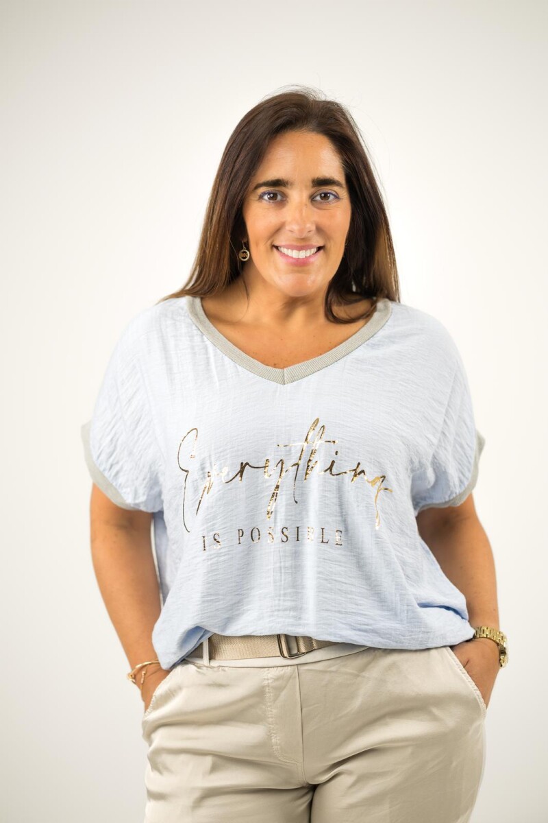 Blusa viscosa con lurex dorado - Celeste 