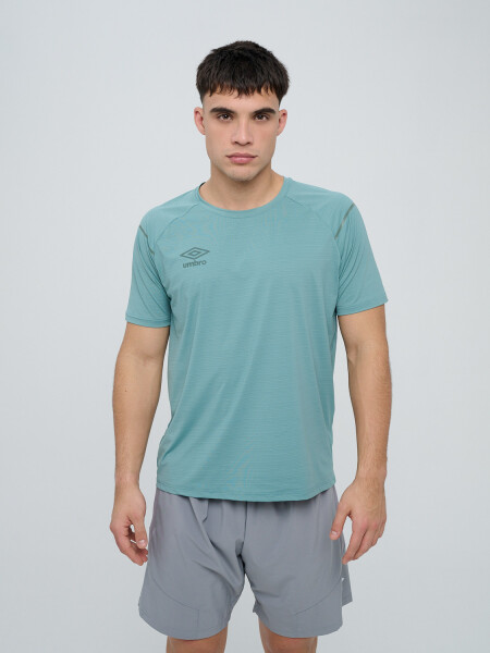 REMERA TERREN Umbro Hombre 00v
