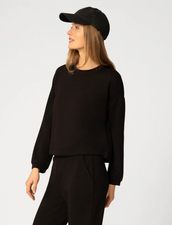Buzo Detalle Crochet NEGRO