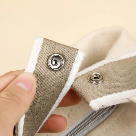 Neceser de tela con asa de agarre Beige