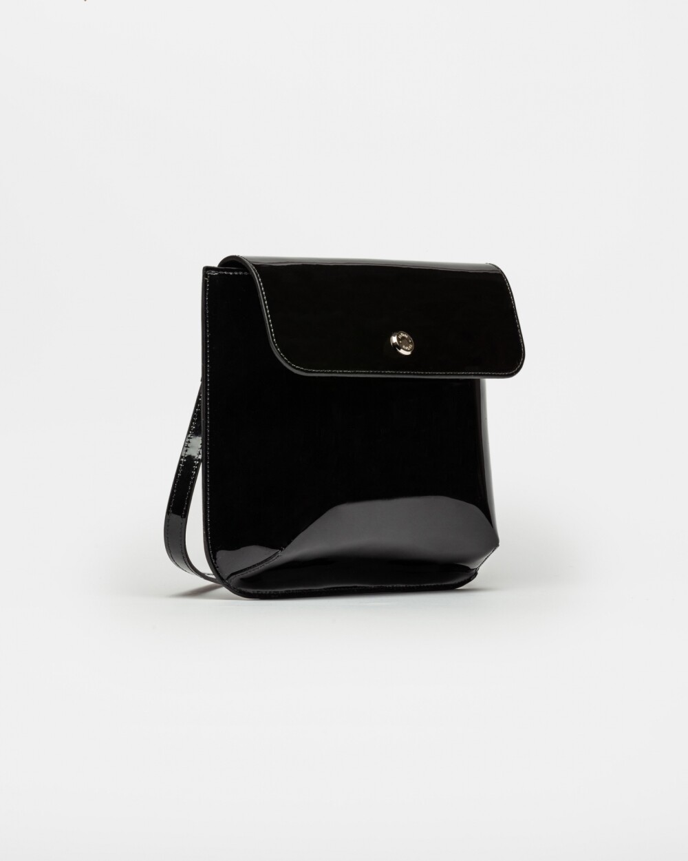 Morral Liana En Cuero Charol Negro