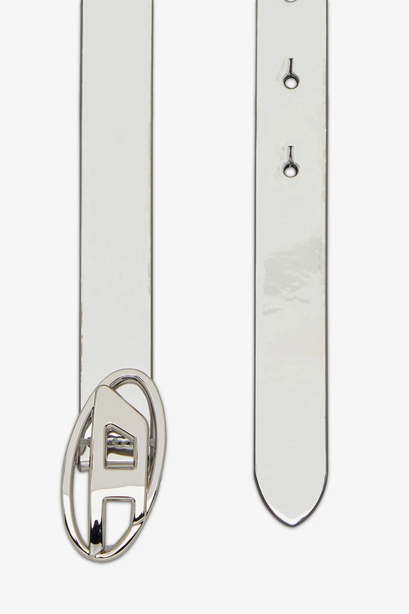 CINTURÓN LOGO D CUERO BRILLO Plata