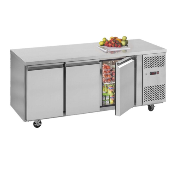Bajo mostrador freezer 1.80 mts 3 puertas Kuma Bajo mostrador freezer 1.80 mts 3 puertas Kuma
