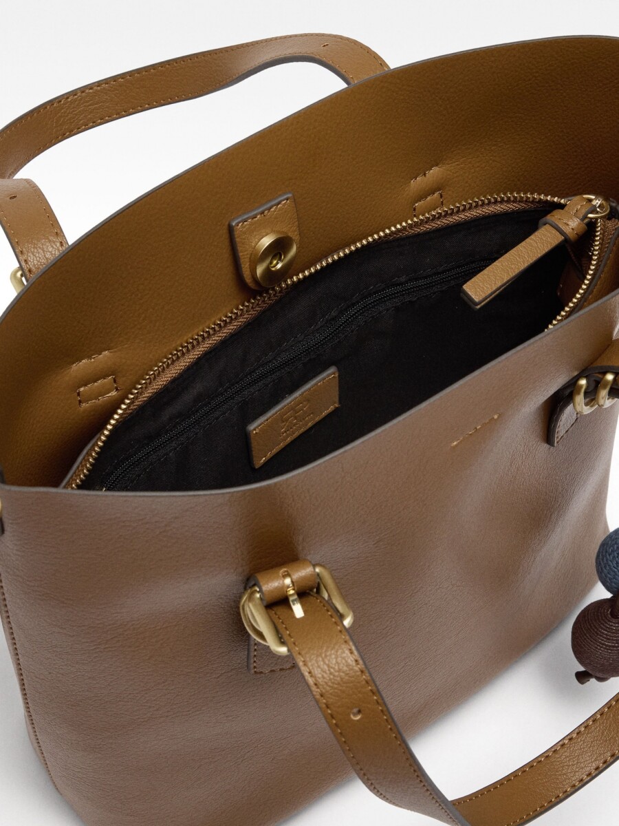 Bolso Tote Con Penduro camel