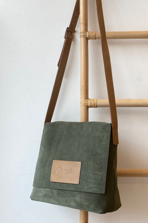 Cartera Felicia Gamuza Verde