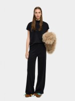 Camiseta T1 Essentials negro