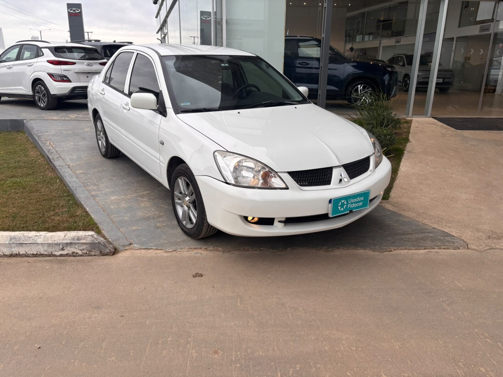 Mitsubishi Lancer 1.6 GLX - 2011 