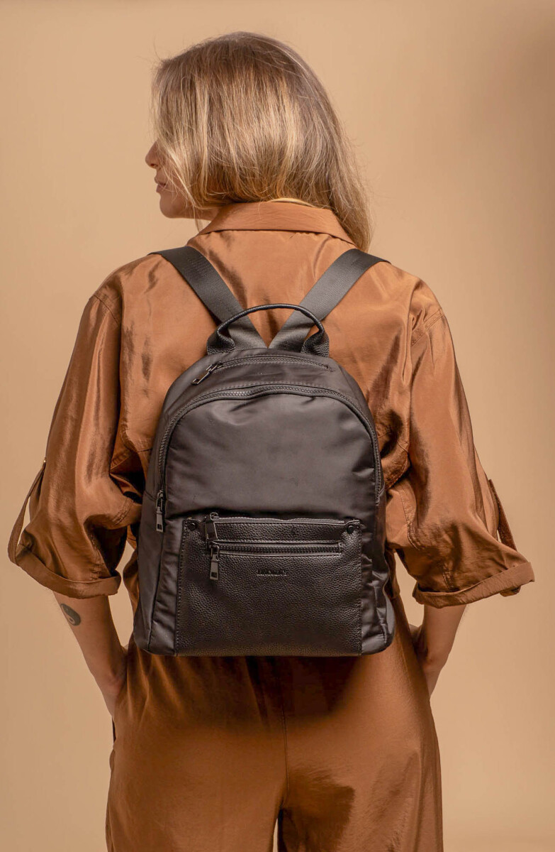 MOCHILA ORQUIDEA - NEGRO 