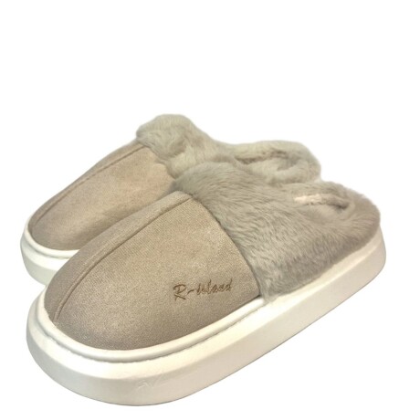 Pantufla Gamuza con Corderito Super Abrigada Antideslizante Beige
