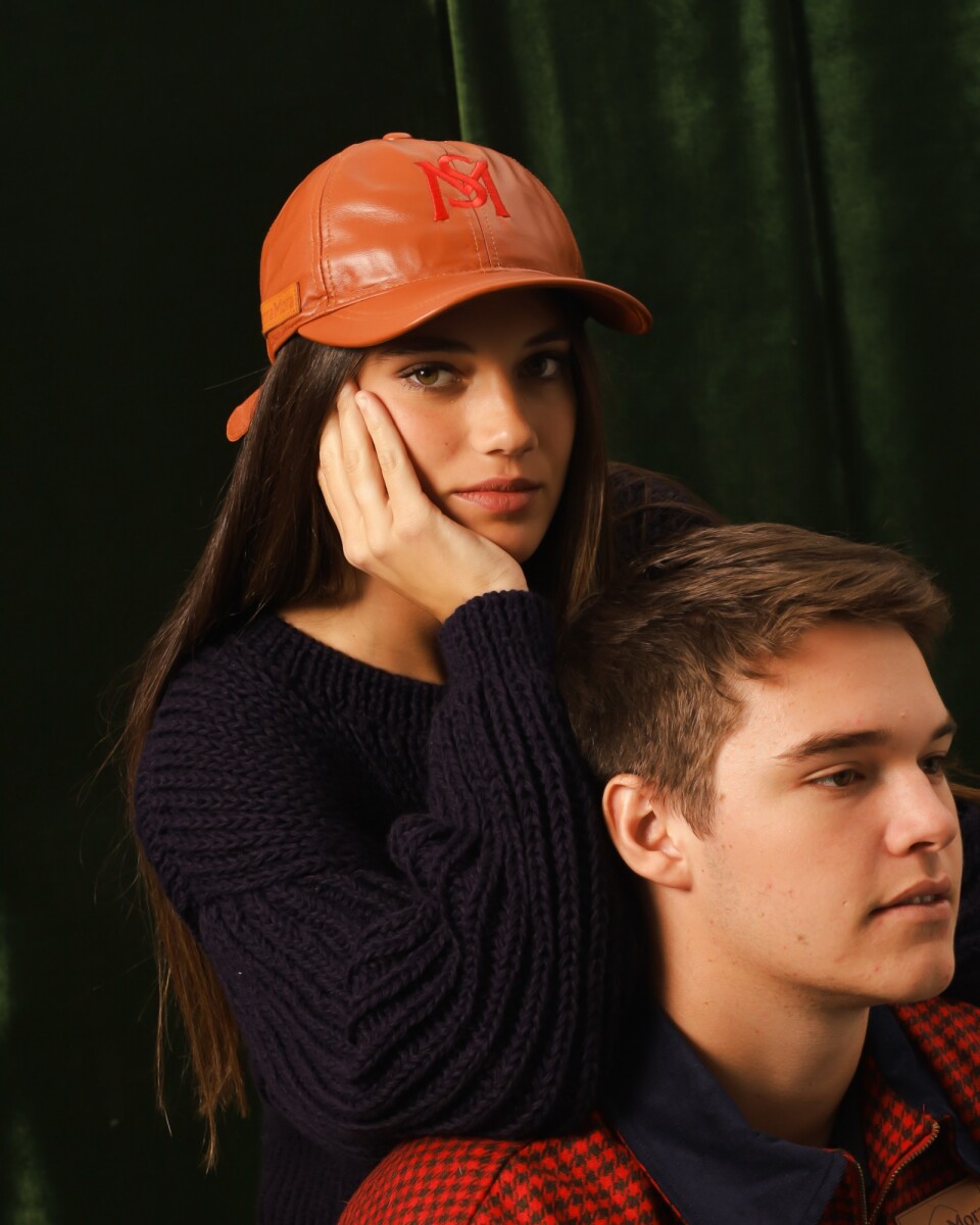 Royal Cap - Camel Con Rojo 