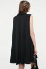 VESTIDO CORTO CON CUELLO Negro