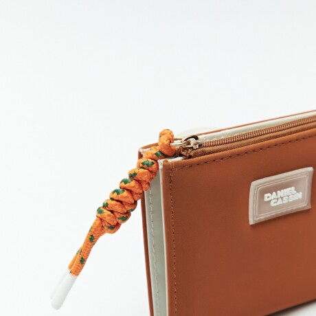 BILLETERA TAYLOR Marron