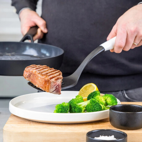 Espatula Ranurada Blanca 35 cm Espatula Ranurada Blanca 35 cm