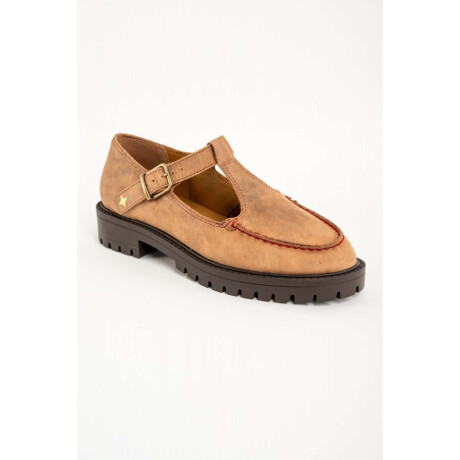 Zapato Guillermina Cuero Camel