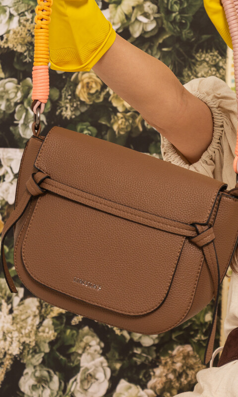 BANDOLERA CAPRI CASTAÑO
