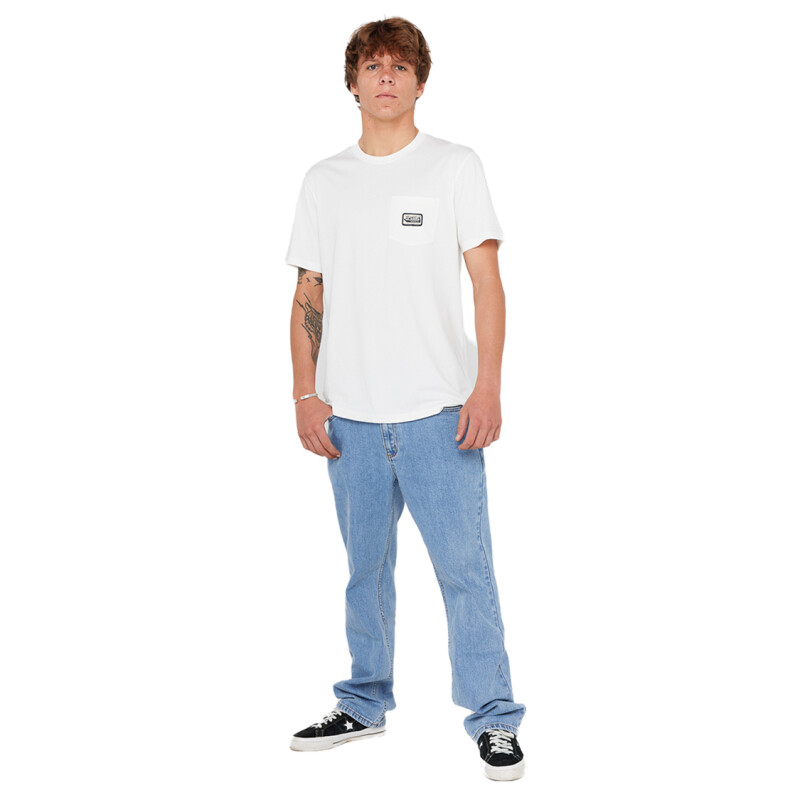 Remera Rip Curl Sportline Badge Ss Tee - Blanco Remera Rip Curl Sportline Badge Ss Tee - Blanco