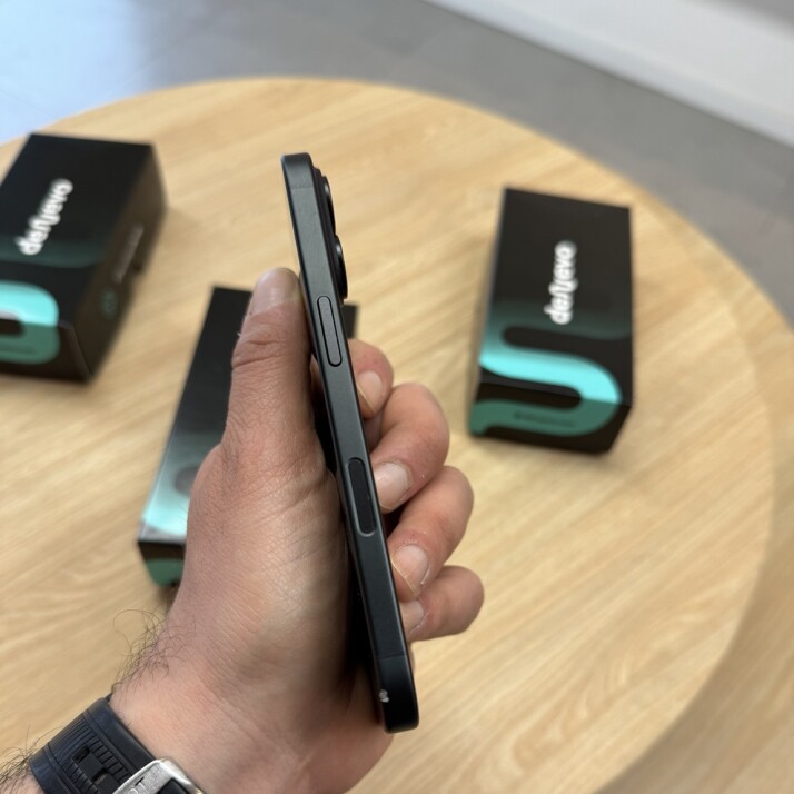 iphone 16 256GB - Black iphone 16 256GB - Black