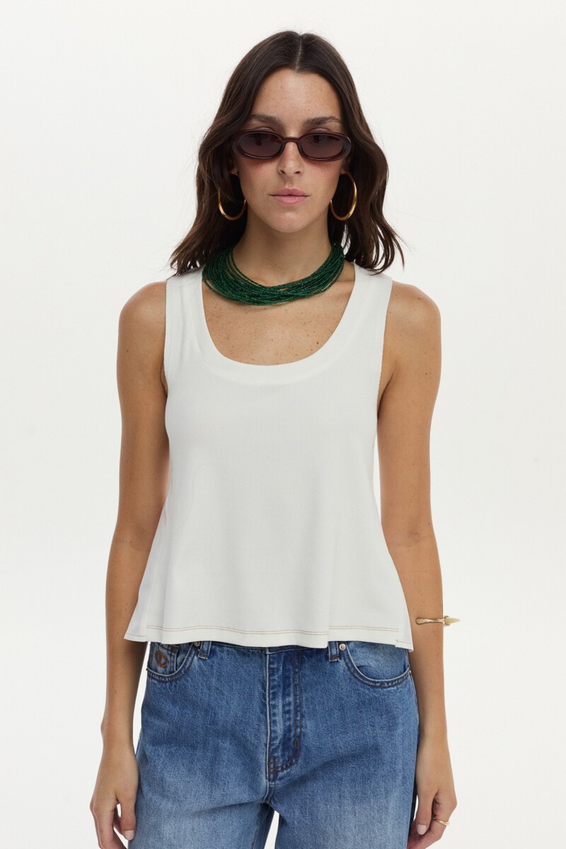 Top Livia Blanco