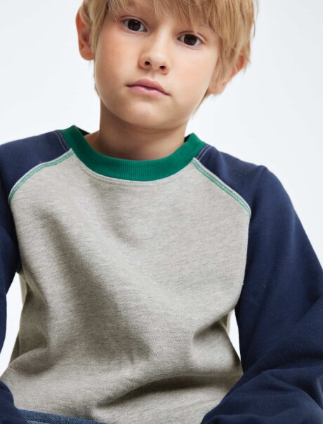 SUDADERA POLAR CON PARCHE MULTICOLOR