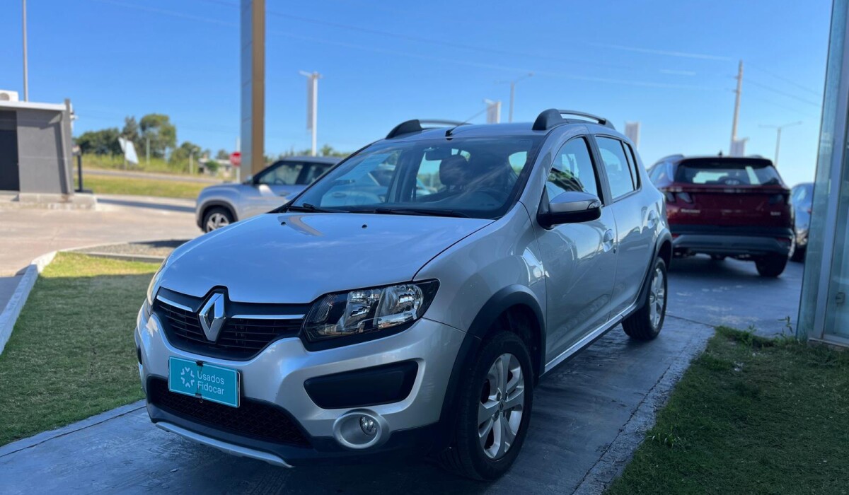 RENAULT STEPWAY PRIVILEGE 1.6 2017 RENAULT STEPWAY PRIVILEGE 1.6 2017