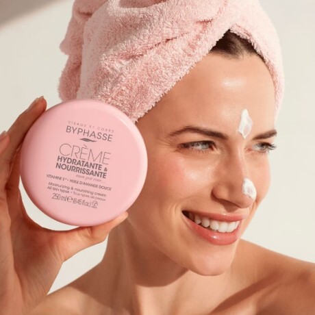 Byphasse mon pot Rose crema hidratante y nutritiva corporal 250 ml Byphasse mon pot Rose crema hidratante y nutritiva corporal 250 ml