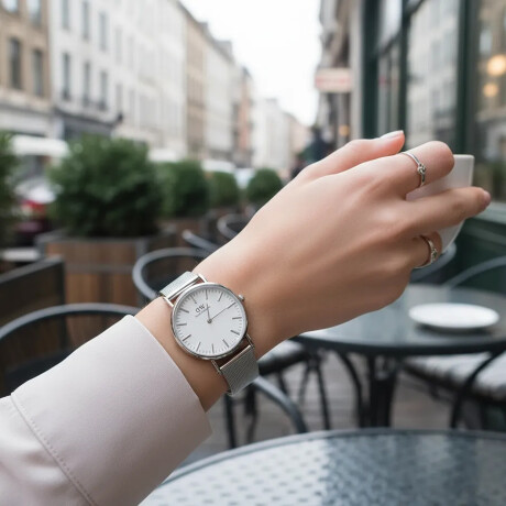 Reloj de Pulsera para Mujer Diseño Clásico Urbano Elegante Plateado