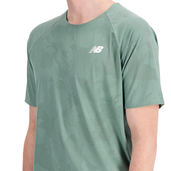 Remera New Balance Q Speed Jacquard Verde