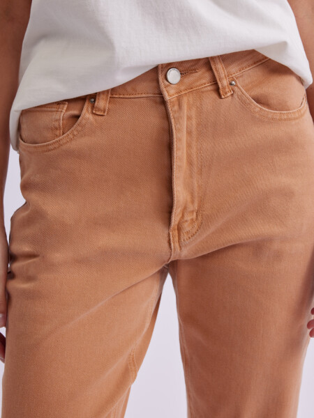 Pantalón Mom Fit Camel