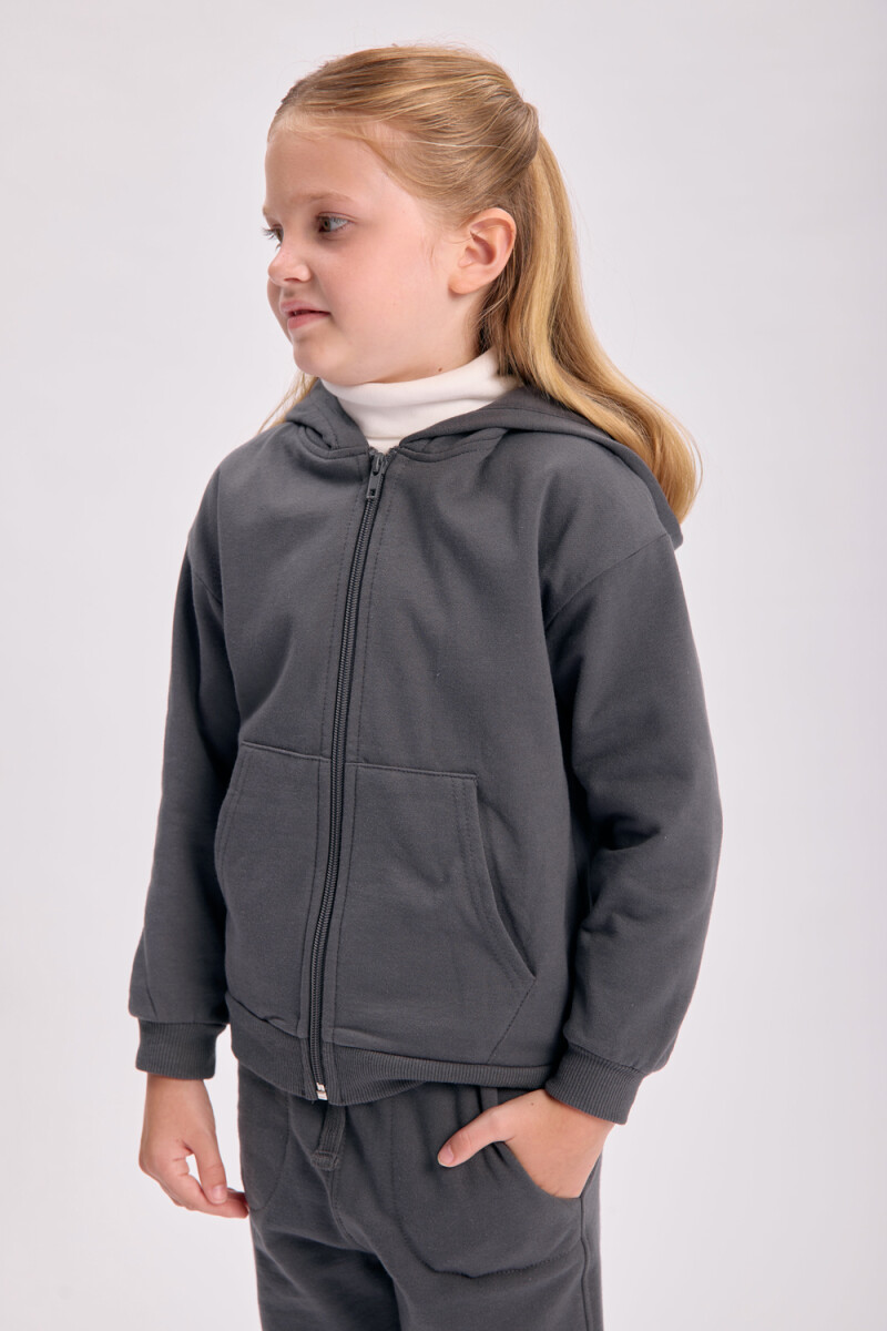 Campera deportiva básica Gris