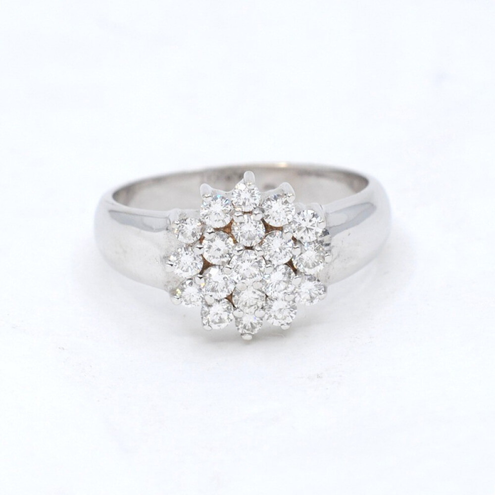 Anillo Oro Blanco 18Kts Y Brillantes. Anillo Oro Blanco 18Kts Y Brillantes.