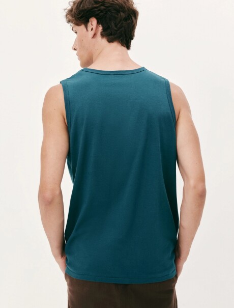 MUSCULOSA BÁSICA CON ESTAMPA VERDE