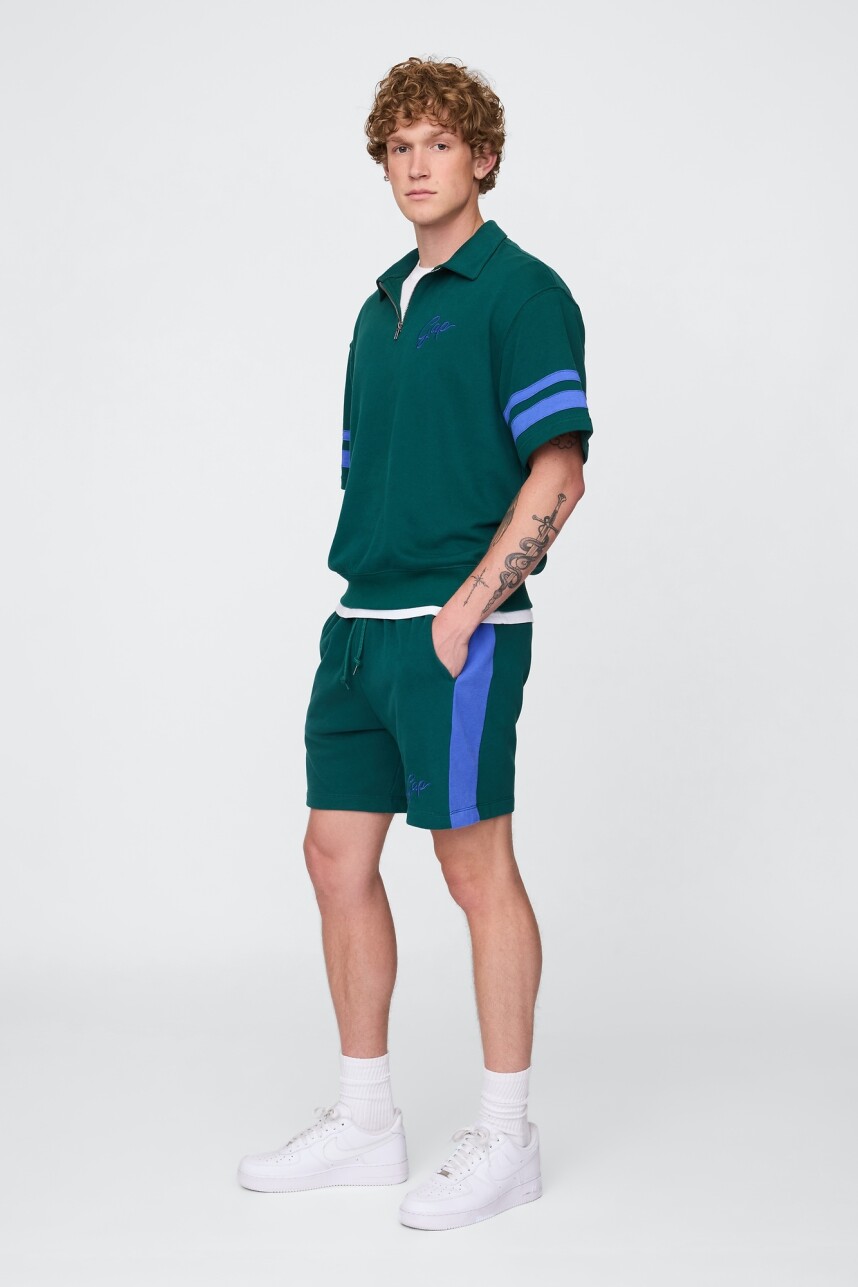 Short Deportivo Sin Felpa Logo Gap Hombre Rain Forest 19-5232 Tc