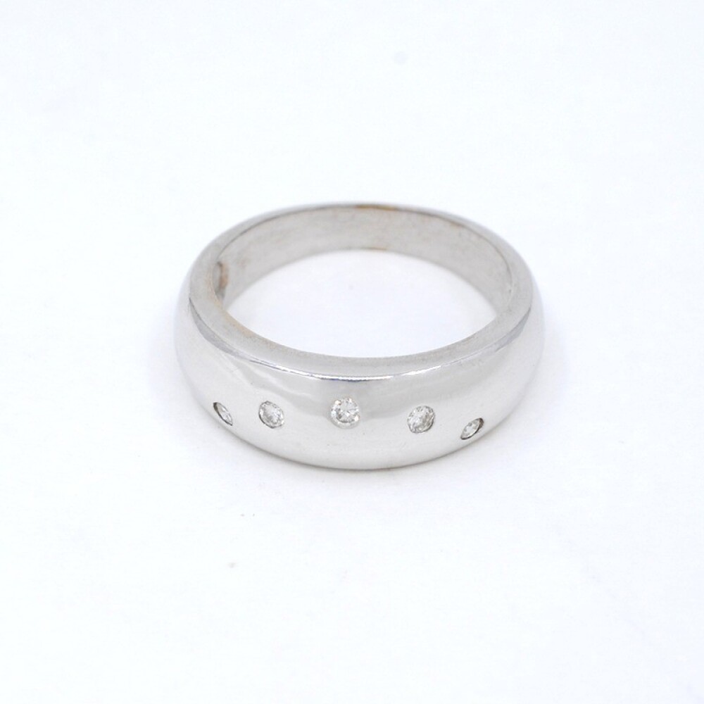 Anillo En Oro 18K Blanco Y Brillantes Anillo En Oro 18K Blanco Y Brillantes
