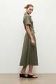 Maxi vestido camisero verde oliva