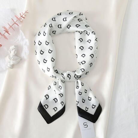 Pañuelo De Seda Grande Blanco D