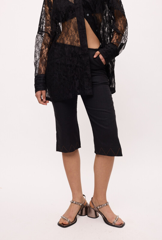 Pantalón Capri Negro