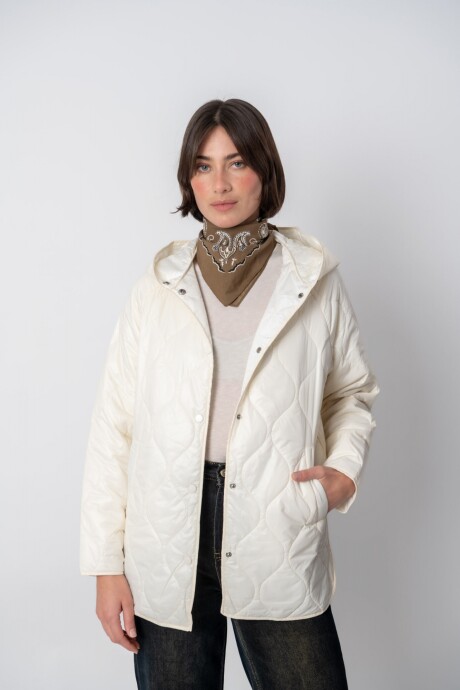 Campera con capucha Panna
