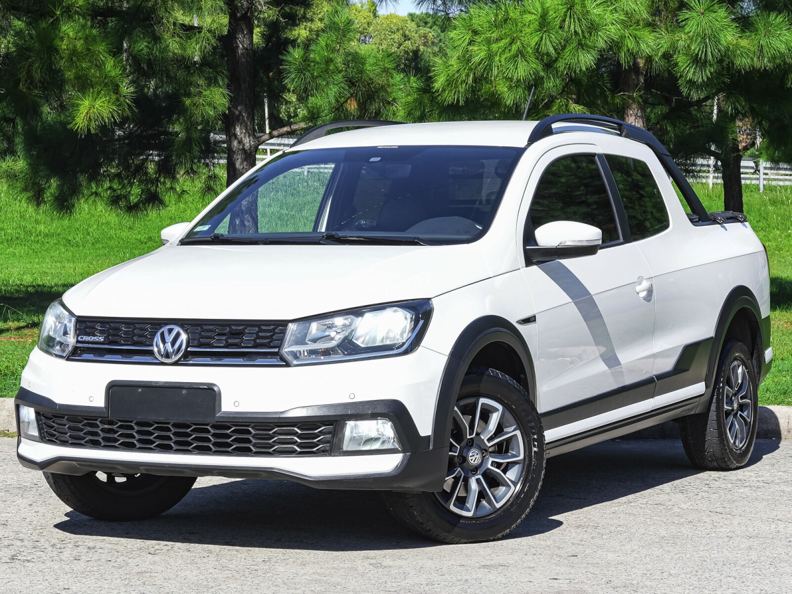 Volkswagen Saveiro Cross 1.6| Permuta / Financia 