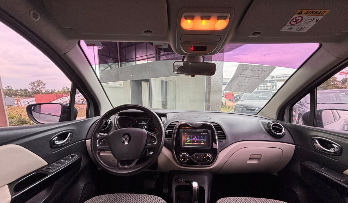 Renault Grand Captur Intense AT - 2018 Renault Grand Captur Intense AT - 2018