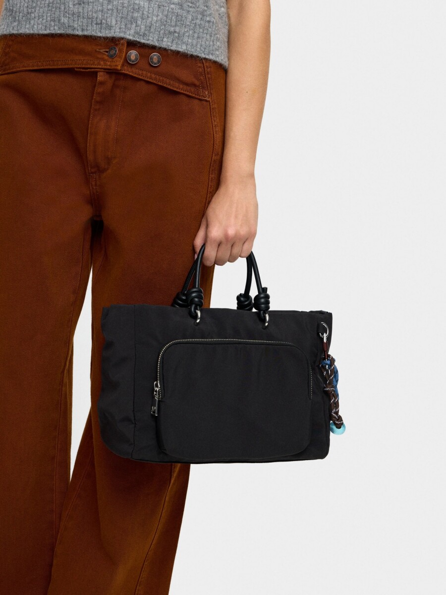 Bolso Tote De Nylon Con Colgante M negro
