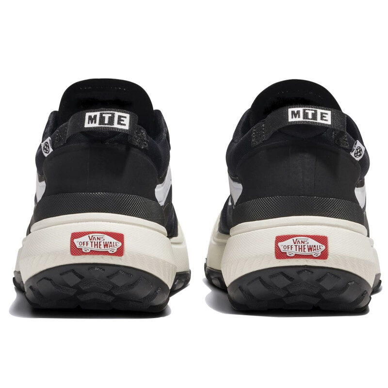 Championes Vans MTE Crosspath - VN000CVUBA21 Negro-blanco