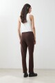 Jogger c/textura acanalada chocolate