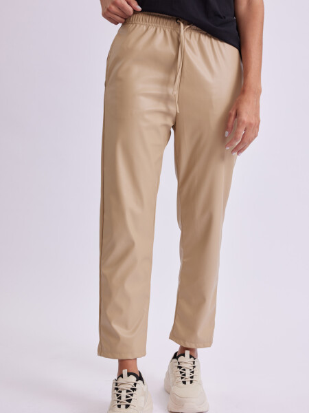 Pantalón pu Beige