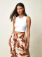MUSCULOSA BELT BLANCO.