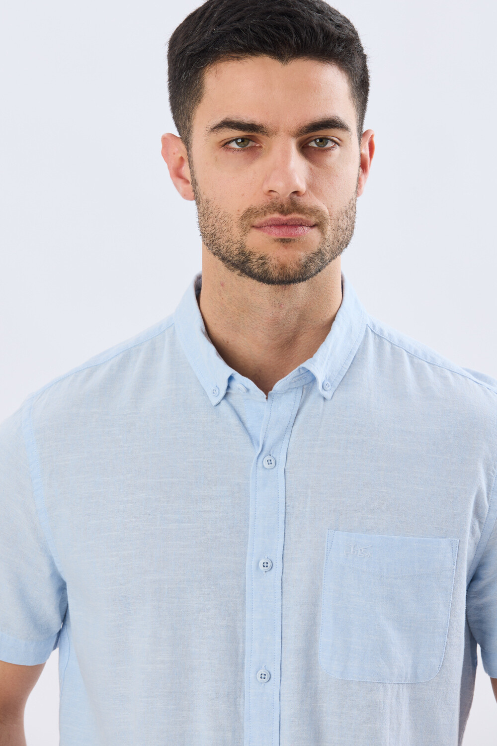 CAMISA LISA DE LINO Celeste